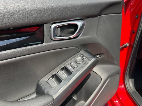 Used 2023 Honda Civic Touring image 15
