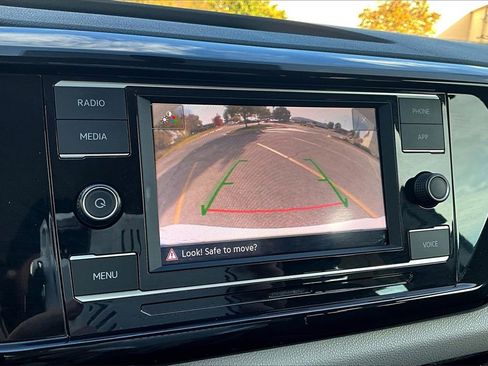 Used 2023 Volkswagen Taos S image 21