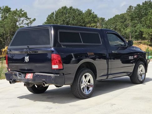 Used 2014 RAM 1500 Express RWD image 8