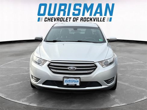 Used 2014 Ford Taurus SEL w/ Equipment Group 201A image 8