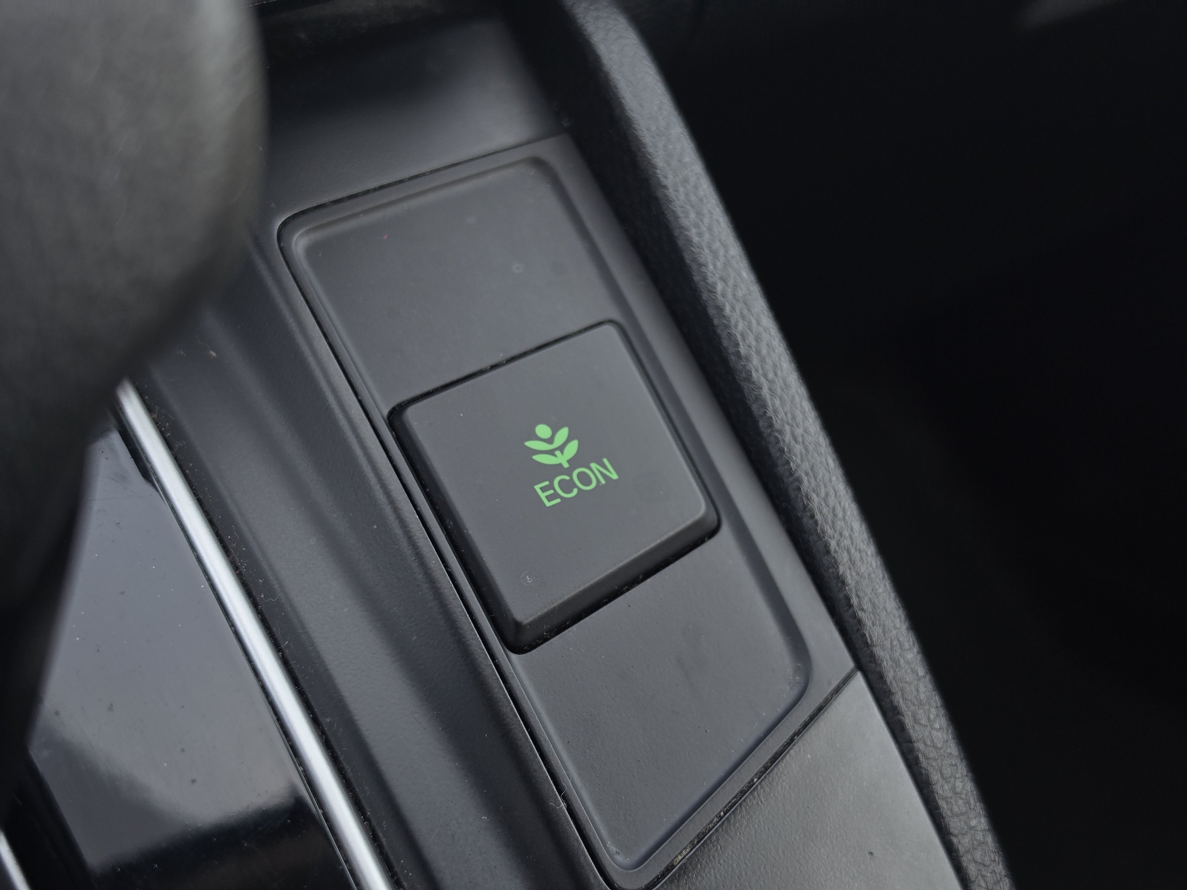 Used 2017 Honda CR-V LX image 28