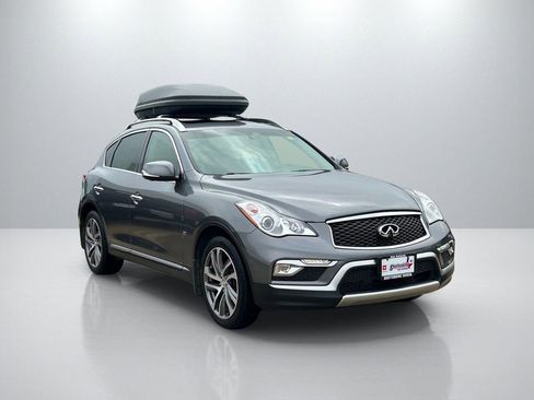 Used 2017 INFINITI QX50 2WD w/ Technology Package image 3