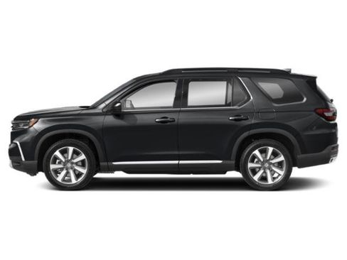 Used 2023 Honda Pilot Touring image 3
