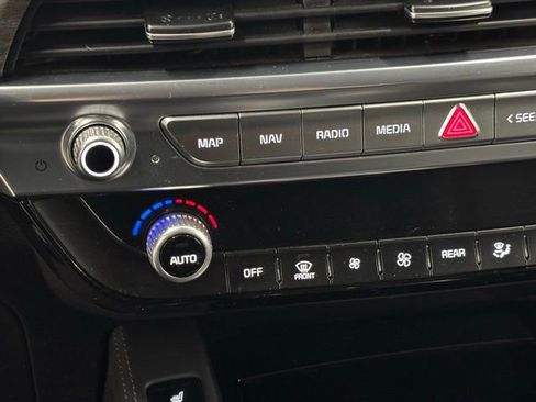 Used 2022 Kia Telluride EX w/ EX Premium Package image 29