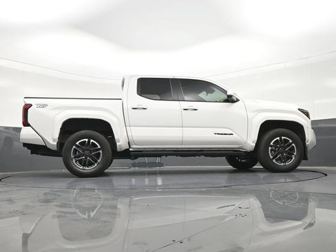 Used 2024 Toyota Tacoma TRD Sport RWD image 29