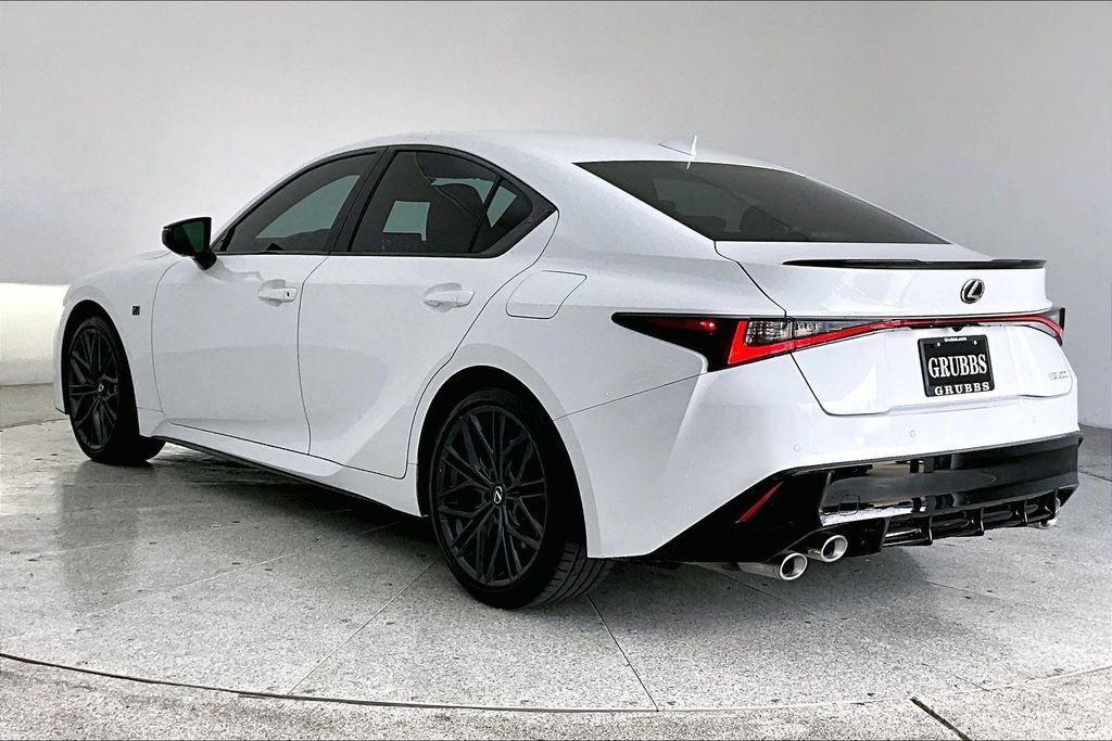 Used 2025 Lexus IS 500 w/ Accessory Package RWD image 15