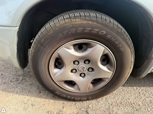 Used 2003 Dodge Grand Caravan SE image 6