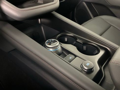 New 2026 Ford Explorer Active w/ Active Comfort Package RWD image 18