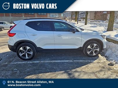 Certified 2024 Volvo XC40 B5 Core