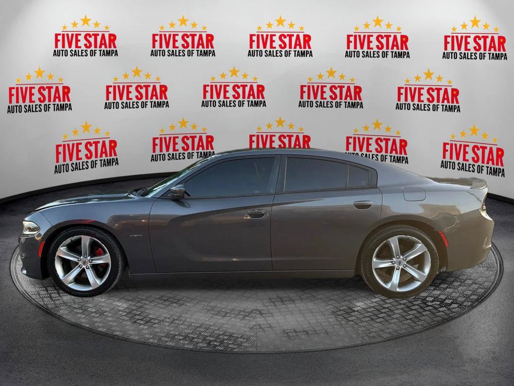 Used 2017 Dodge Charger R/T RWD image 4