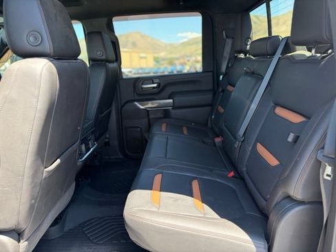 Used 2020 GMC Sierra 2500 AT4 w/ AT4 Premium Package AWD/4WD image 17