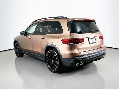 Used 2022 Mercedes-Benz GLB 250 image 3