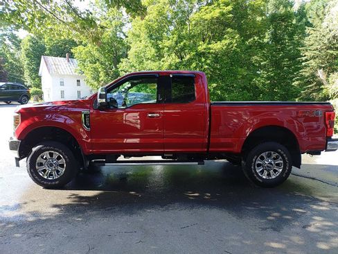 Used 2019 Ford F250 XLT w/ XLT Premium Package AWD/4WD image 1