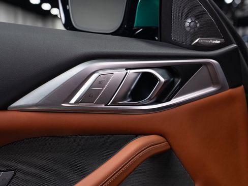 Used 2025 BMW M4 Coupe w/ Executive Package image 46