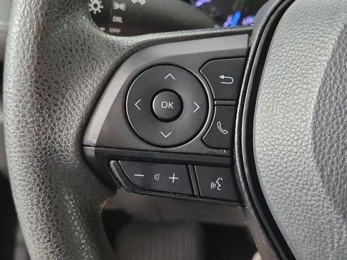 Used 2022 Toyota RAV4 LE AWD/4WD image 19