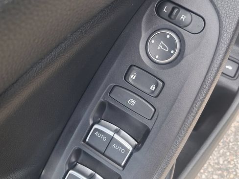 Used 2018 Honda Accord LX image 11