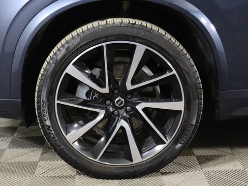 Used 2021 Volvo XC90 T6 Momentum w/ Climate Package image 26