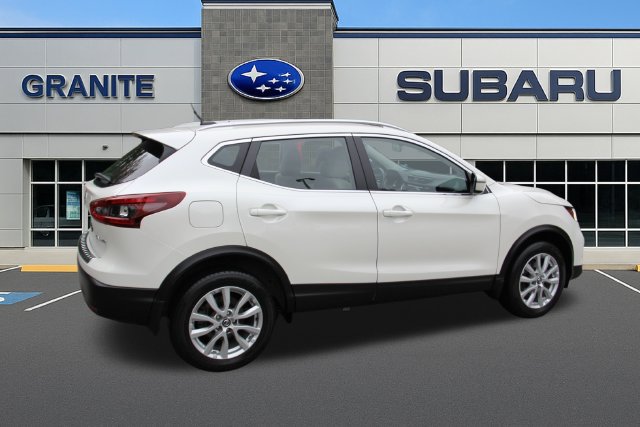 Used 2020 Nissan Rogue Sport SV w/ All-Weather Package AWD/4WD image 12