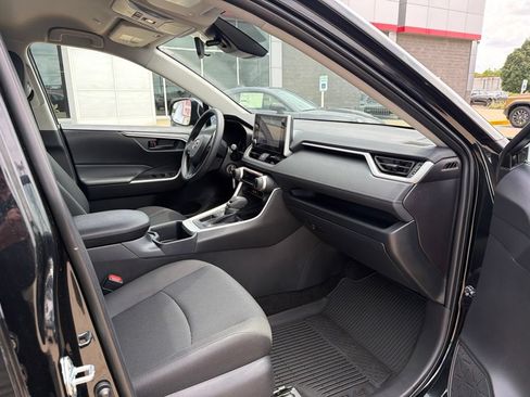 Used 2025 Toyota RAV4 LE FWD image 12