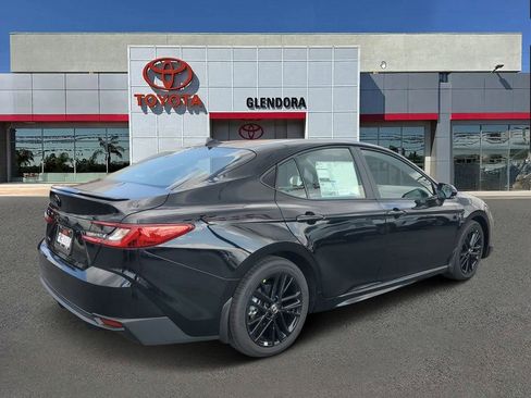 New 2026 Toyota Camry SE image 3