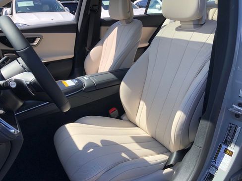 New 2026 Mercedes-Benz E 350 4MATIC Sedan image 34