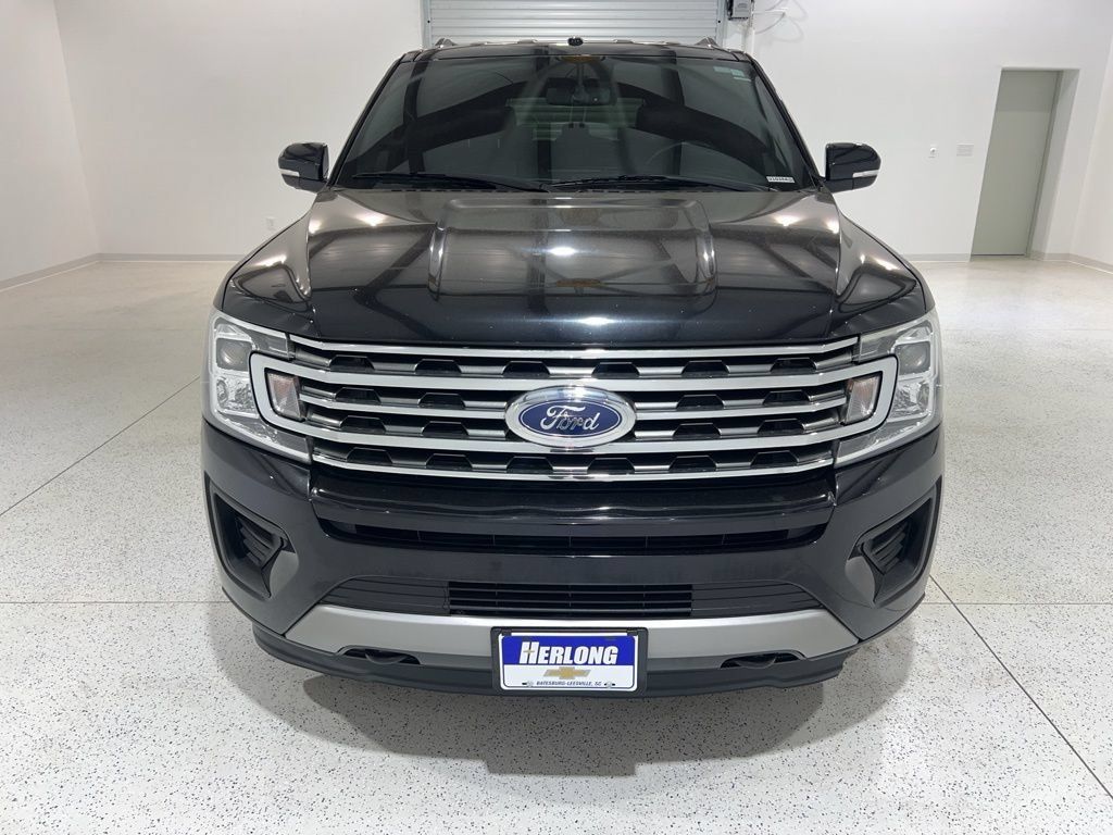 Used 2019 Ford Expedition XLT w/ Equipment Group 201A AWD/4WD image 8