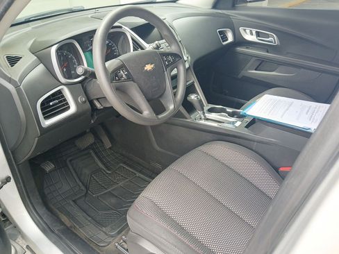 Used 2017 Chevrolet Equinox LS FWD image 10