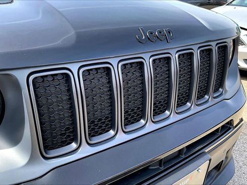 Used 2023 Jeep Renegade Limited w/ Sun/Sound Group image 30