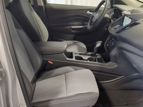Used 2019 Ford Escape SE FWD image 25
