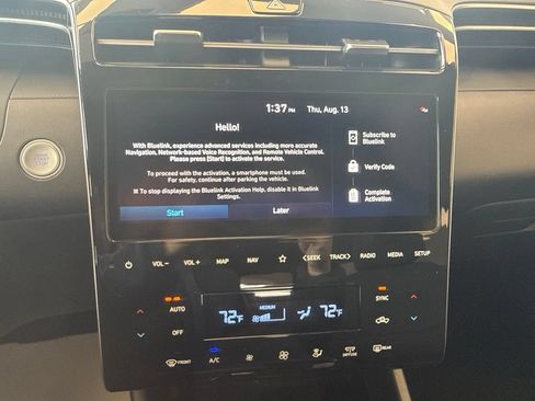 Used 2023 Hyundai Santa Cruz SEL Premium AWD/4WD image 18