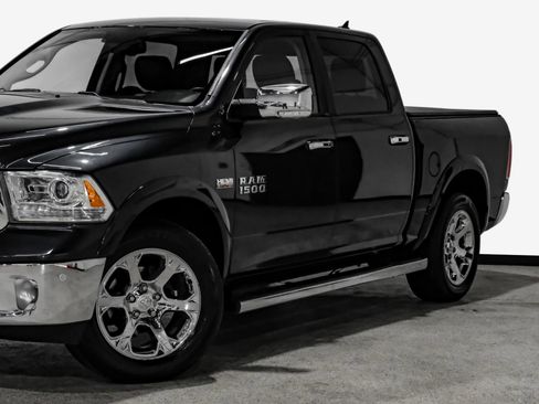 Used 2016 RAM 1500 Laramie w/ Convenience Group AWD/4WD image 13