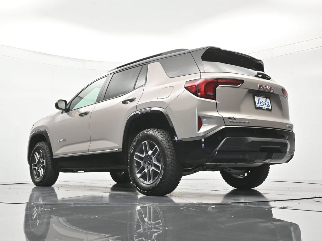 Used 2026 GMC Terrain AT4 w/ Technology Package II AWD/4WD image 43
