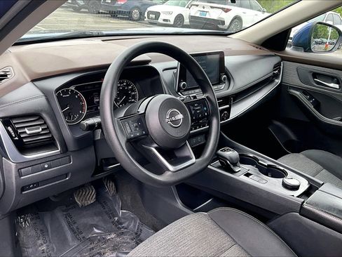 Used 2023 Nissan Rogue SV AWD/4WD image 13