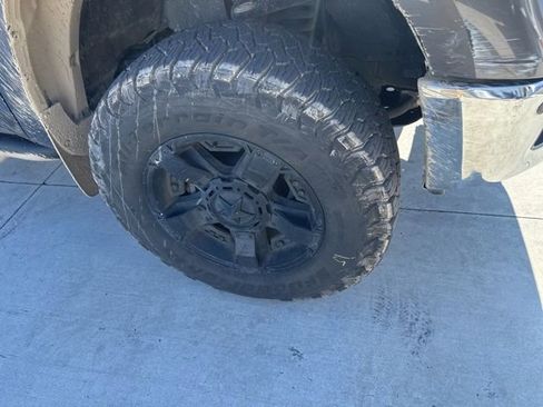 Used 2017 Toyota Tundra SR5 image 7