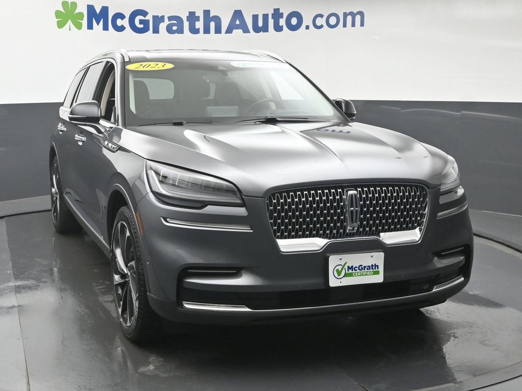 Used 2023 Lincoln Aviator Reserve w/ Equipment Group 201A AWD/4WD image 5
