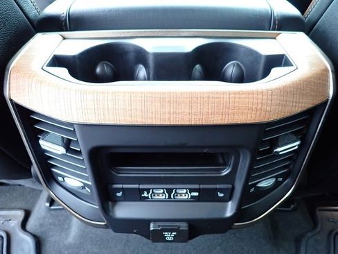 Used 2020 RAM 1500 Limited w/ Body Color Bumper Group image 17