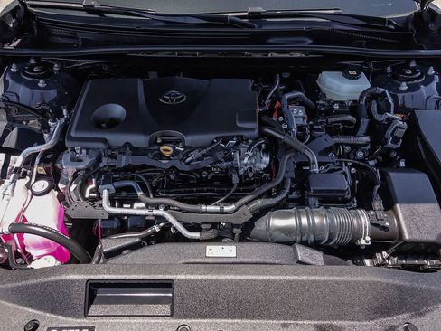 Used 2025 Toyota Camry SE FWD image 22