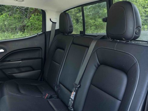 Used 2018 Chevrolet Colorado LT w/ Luxury Package, Chrome AWD/4WD image 16
