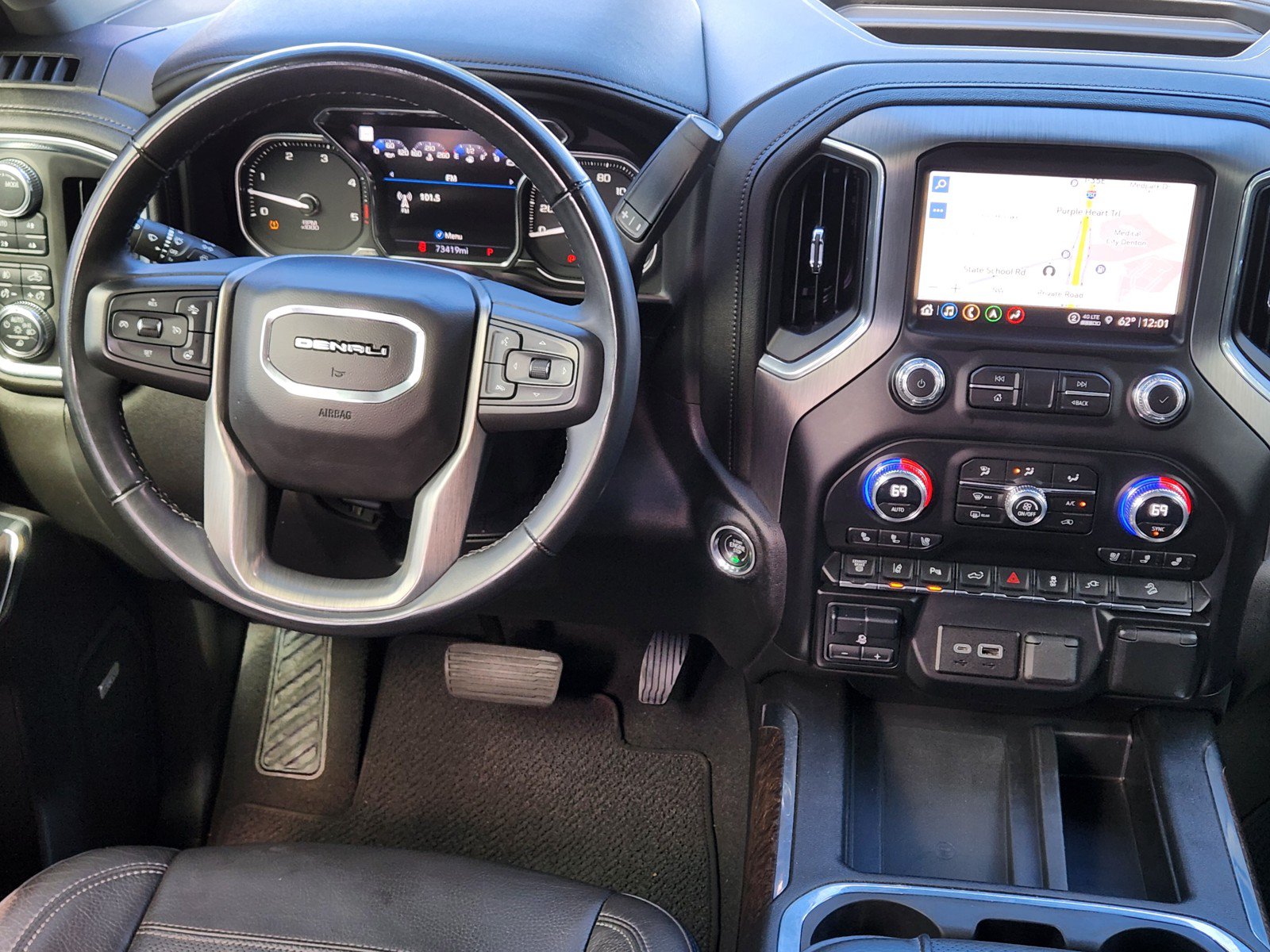 Used 2023 GMC Sierra 2500 Denali AWD/4WD image 10