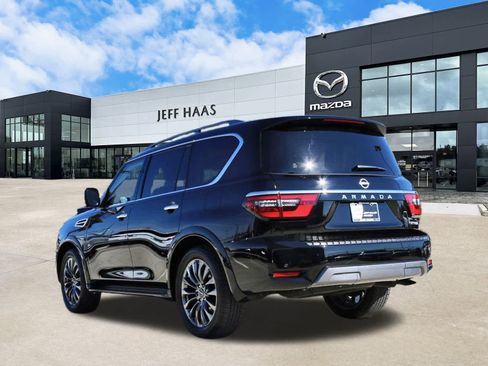 Used 2024 Nissan Armada Platinum w/ Captain's Chairs Package image 2