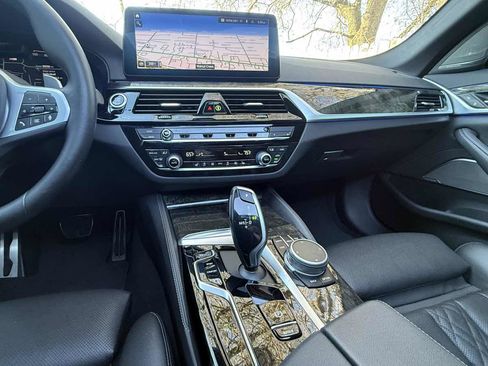 Used 2022 BMW 540i 540i w/ M Sport Package image 27
