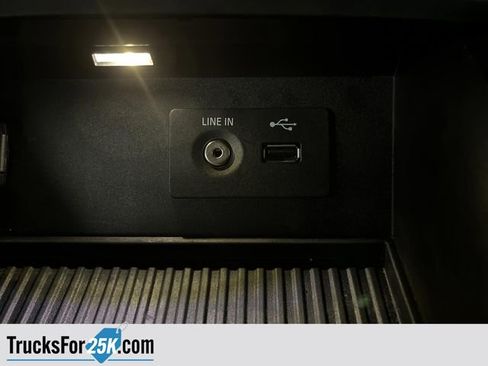 Used 2015 Ford F150 XLT w/ Equipment Group 301A Mid image 22