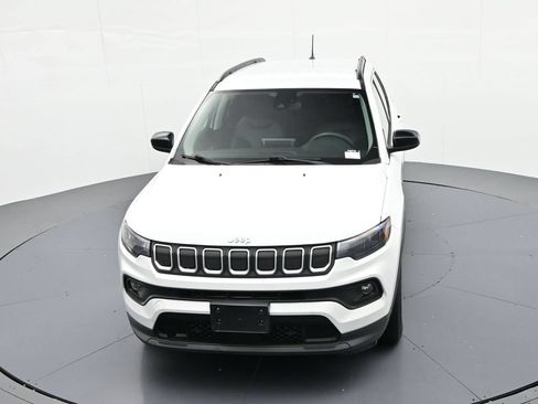 Used 2022 Jeep Compass Latitude AWD/4WD image 16