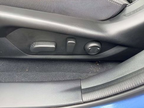 Certified 2025 Subaru Crosstrek 2.0i Premium image 14