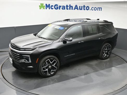 Used 2025 Chevrolet Traverse High Country w/ LPO, Floor Liner Package AWD/4WD image 24