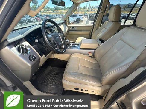Used 2017 Ford Expedition Limited w/ Equipment Group 301A AWD/4WD image 8