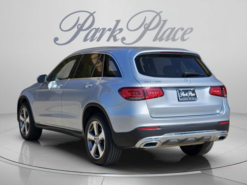 Certified 2022 Mercedes-Benz GLC 300 image 3