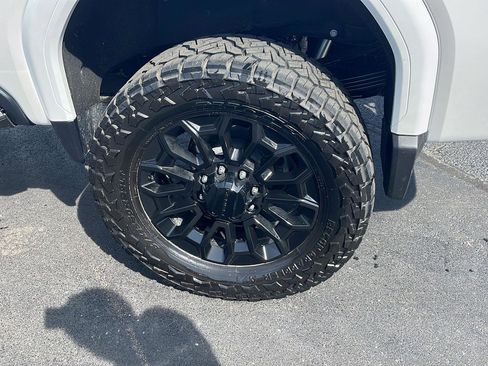 Used 2024 GMC Sierra 2500 Denali Ultimate w/ Max Trailering Package image 35