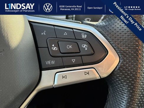 Used 2022 Volkswagen Atlas SEL Premium image 19