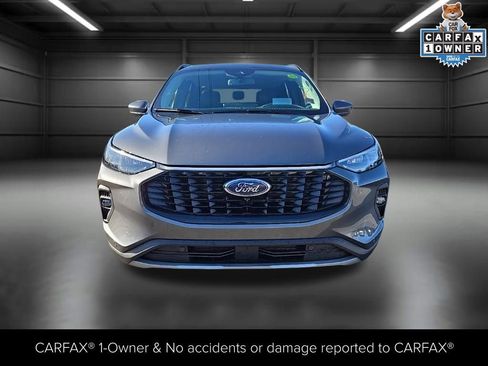 Used 2025 Ford Escape Platinum w/ Premium Technology Package image 3